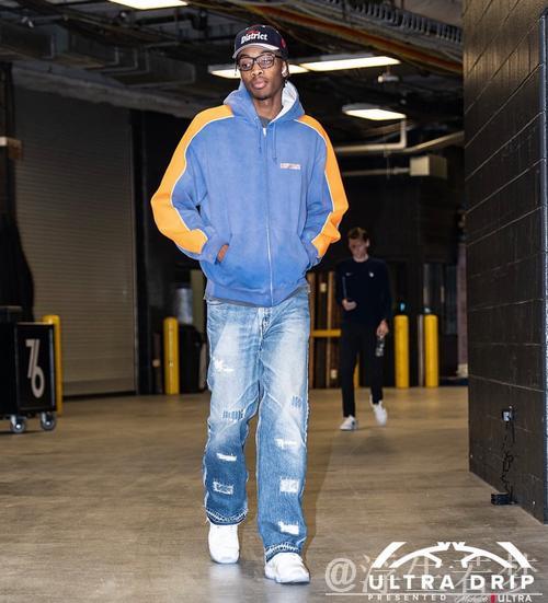 奇才球员入场穿搭展示:气质型男周五造型合集 奇才球员入场穿搭展示:气质型男周五造型合集